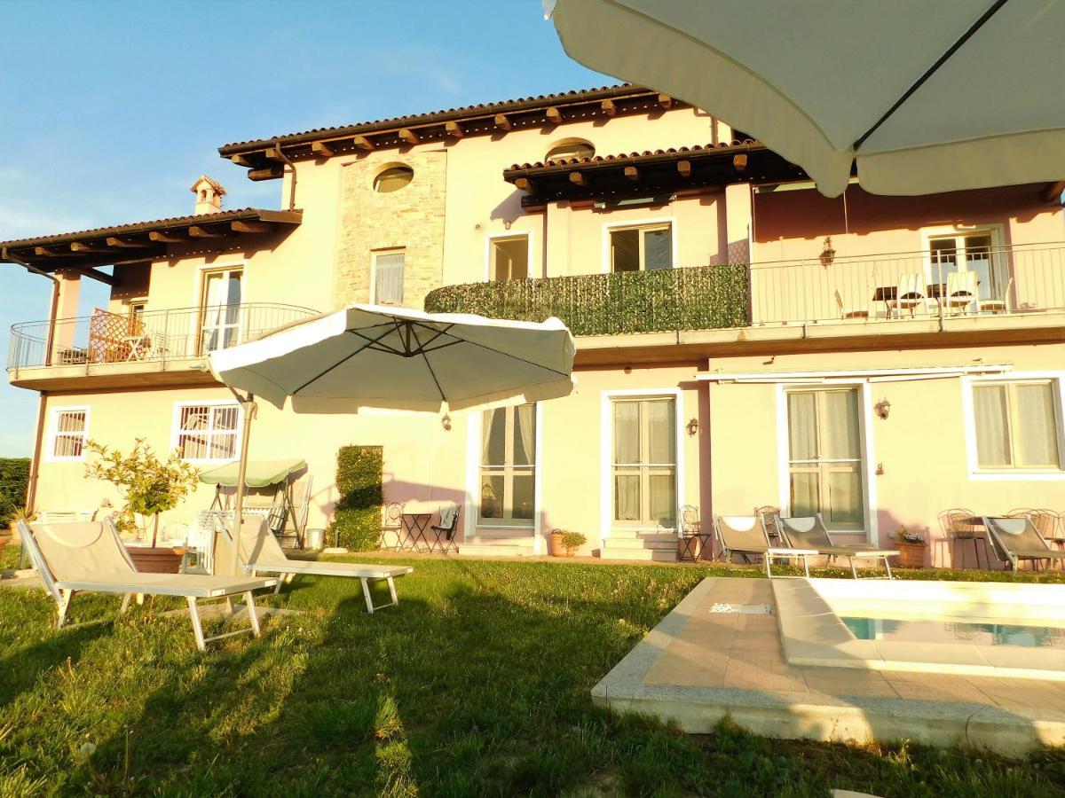 Domus Langhe B&B Treiso Exterior foto