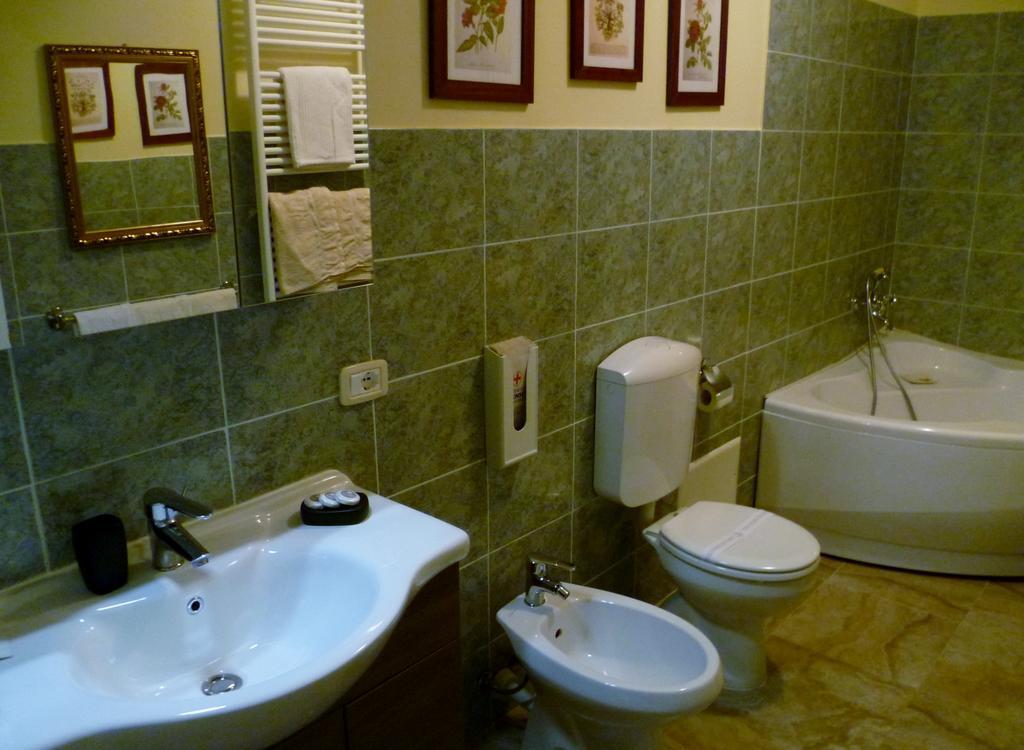 Domus Langhe B&B Treiso Exterior foto