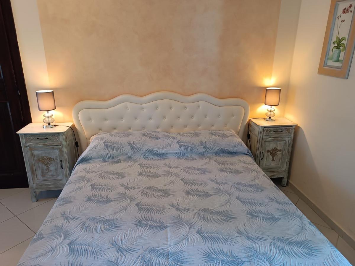 Domus Langhe B&B Treiso Exterior foto