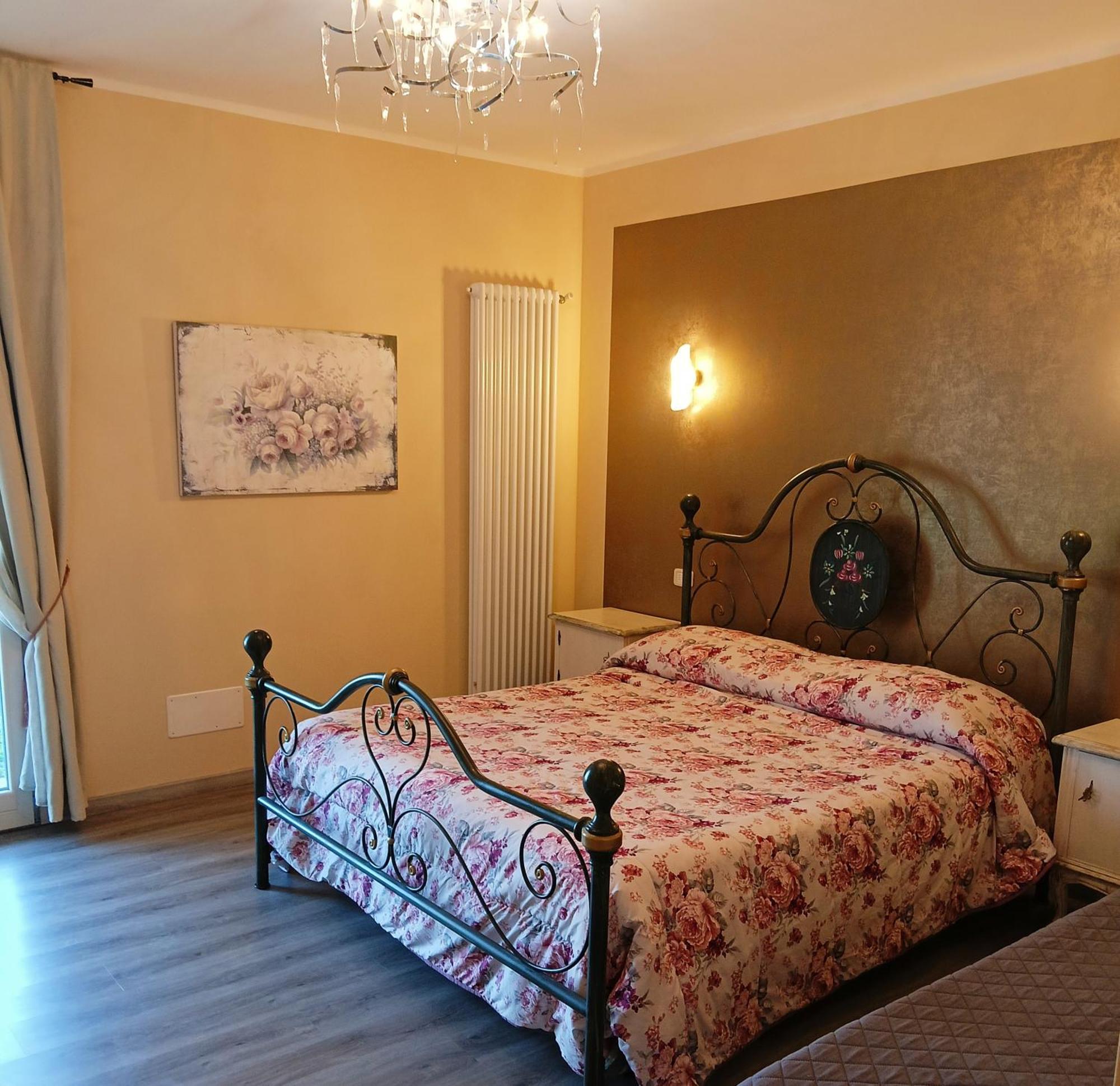 Domus Langhe B&B Treiso Exterior foto