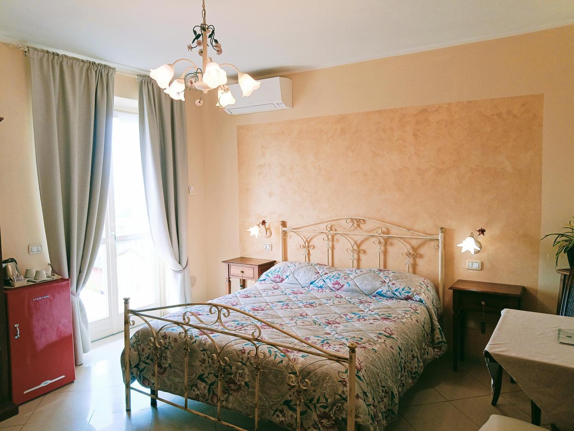 Domus Langhe B&B Treiso Exterior foto