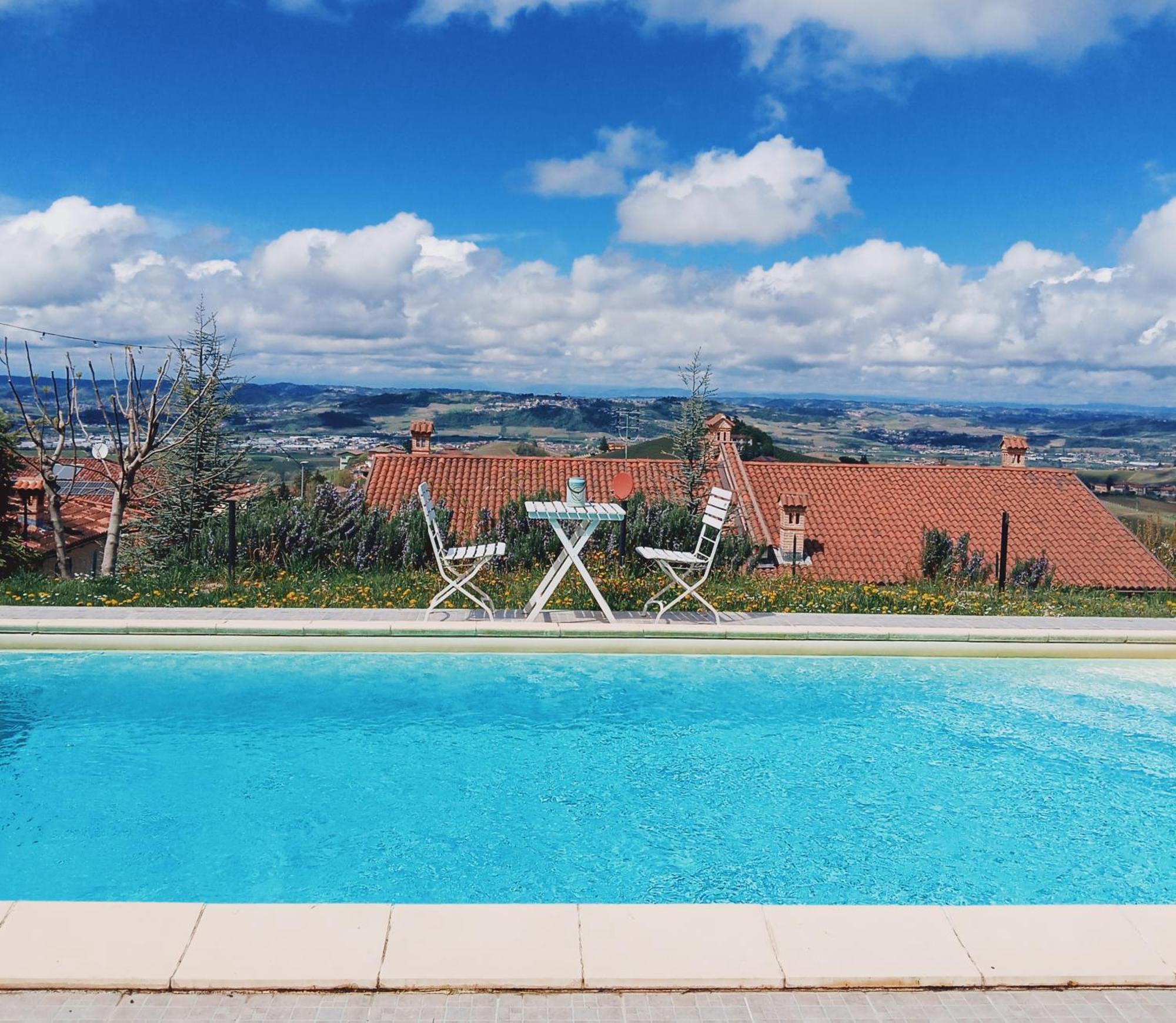 Domus Langhe B&B Treiso Exterior foto